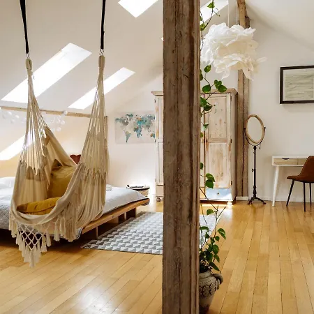 Artistic Loft In The Old Town Апартаменти Бухарест