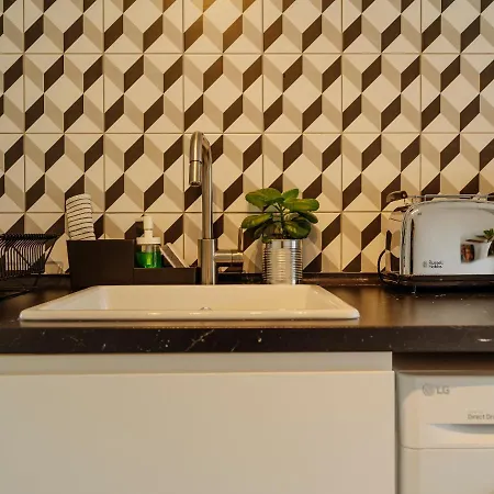 Daire Artistic Loft In The Old Town