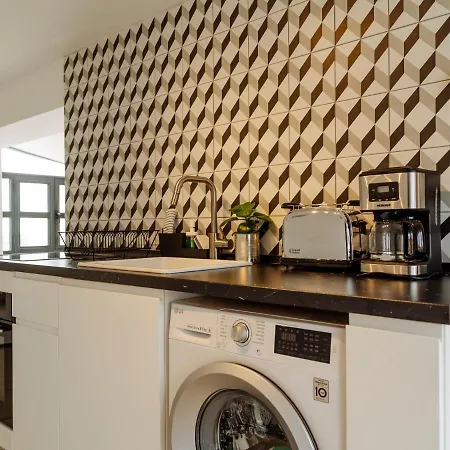 Artistic Loft In The Old Town