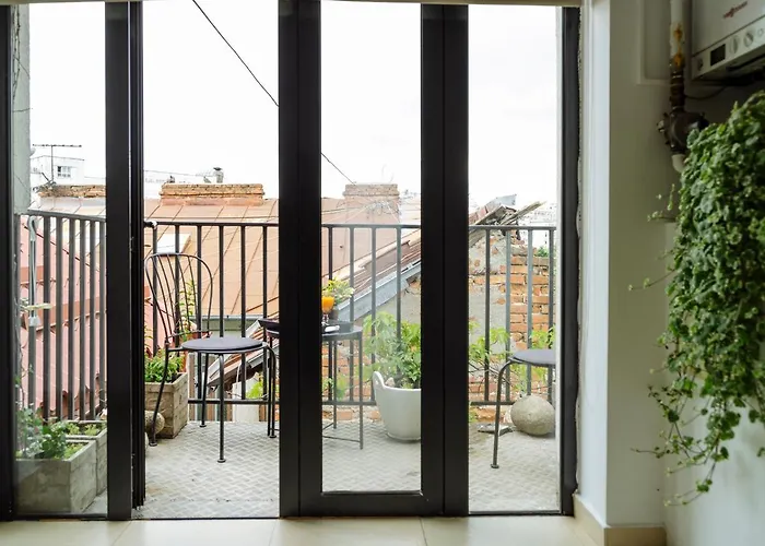 Artistic Loft In The Old Town * Bukarest