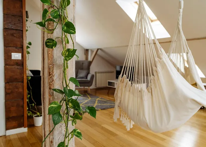 Apartman Artistic Loft In The Old Town Bukarest