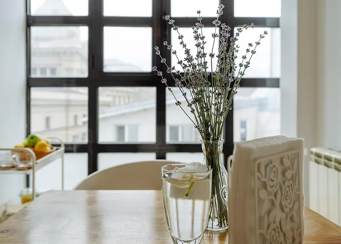 아파트 Artistic Loft In The Old Town *