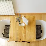 Artistic Loft In The Old Town *
