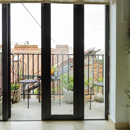 Artistic Loft In The Old Town * Bukareszt