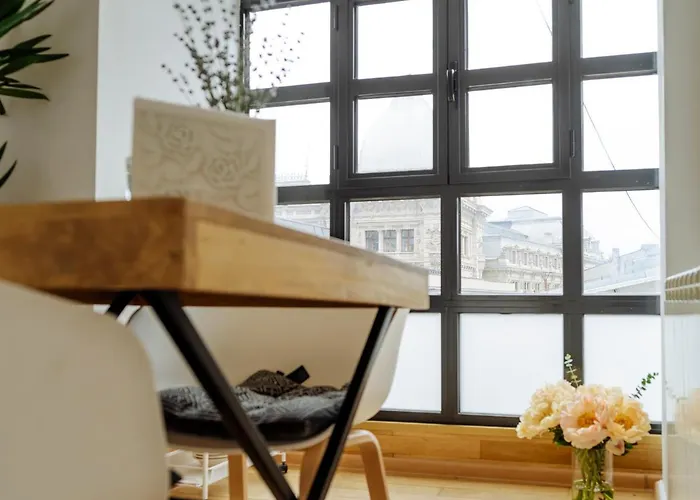 Apartament Artistic Loft In The Old Town Bukareszt